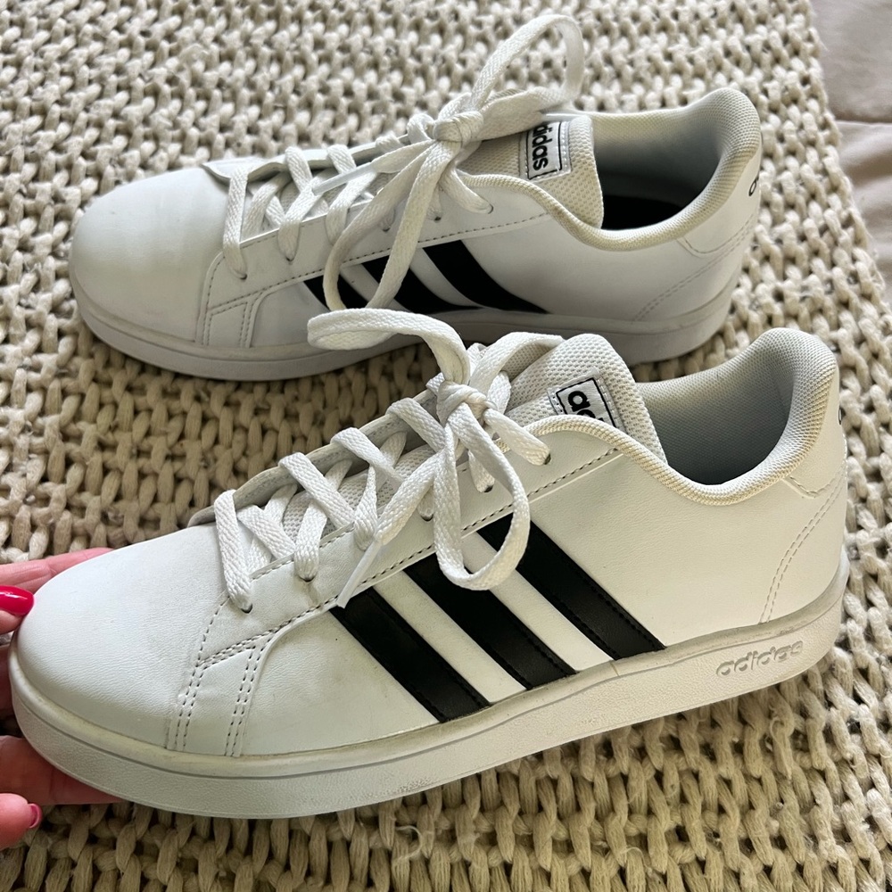 Adidas Original Casual Sneakers